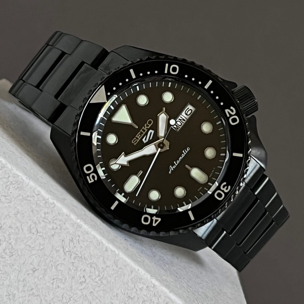 💰SOLD - SRPD65K1- Seiko Men’s 5 Sports Automatic Watch - Picture 2 of 13